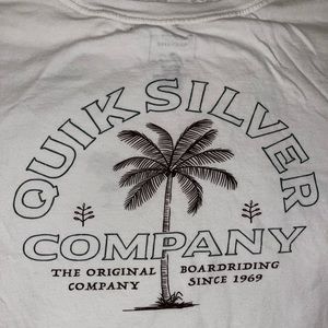 XL Quiksilver tee